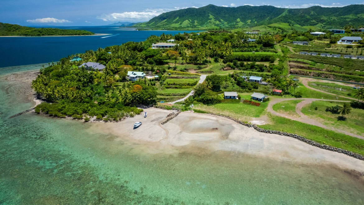 Snorkeling & Beach Tours